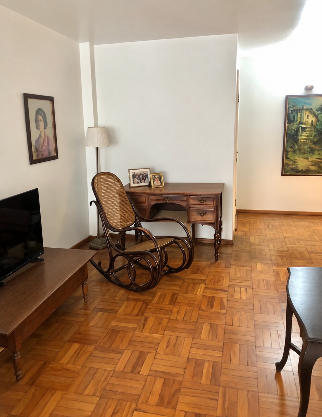 Sala de estar · outro ângulo